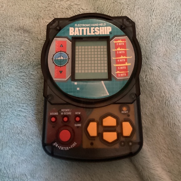 MB Other - BATTLESHIP Vintage Handheld Electronic Game 1995 Milton-Bradley
